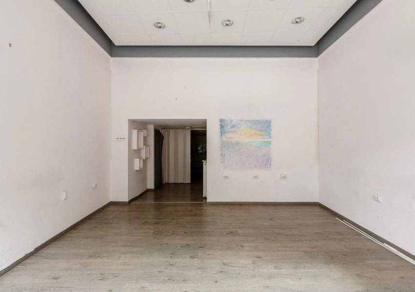 Nem üzletközpontban