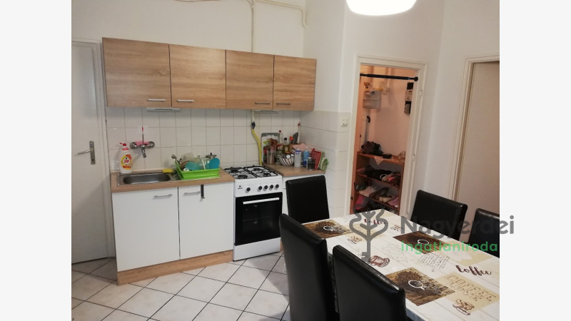 Debrecen, Belváros, Lakás, tégla lakás  