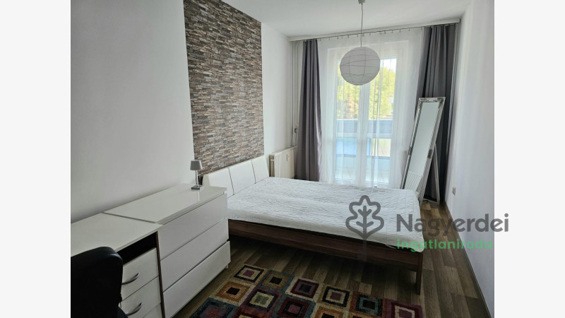 Debrecen, Újkert, Lakás, panel lakás  