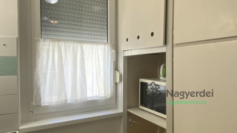 Debrecen, Újkert, Lakás, panel lakás  