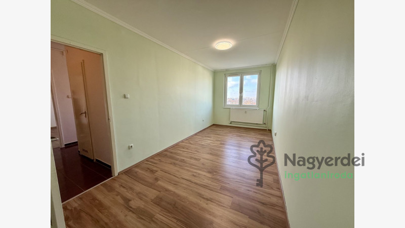 Debrecen, Újkert, Lakás, panel lakás  