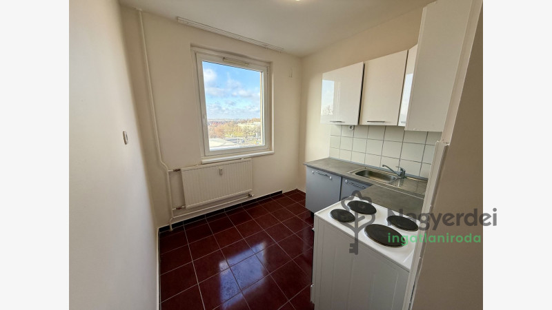 Debrecen, Újkert, Lakás, panel lakás  