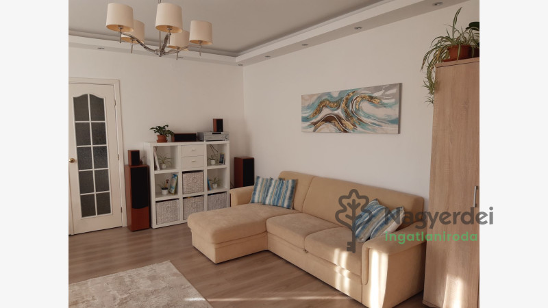 Debrecen, Csigekert, Lakás, tégla lakás  