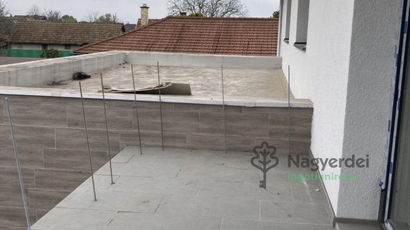 Debrecen, Kerekes telep, Ház, sorház  