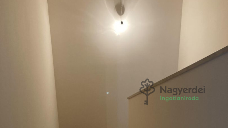 Debrecen, Kerekes telep, Ház, sorház  