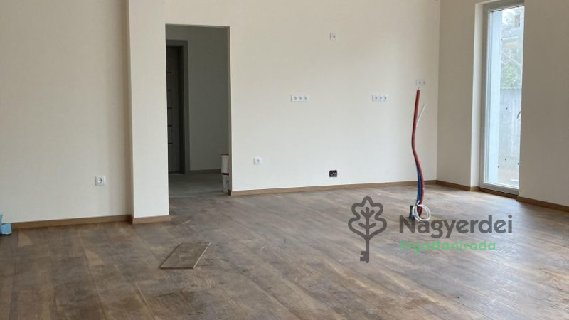 Debrecen, Kerekes telep, Ház, sorház  