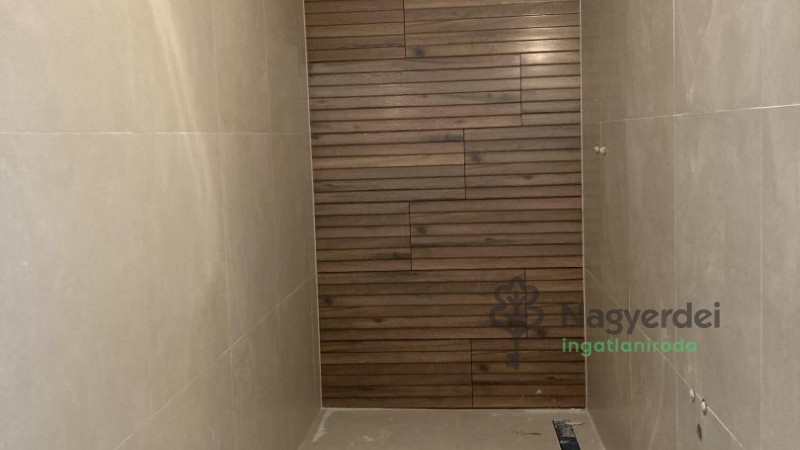 Debrecen, Kerekes telep, Ház, sorház  