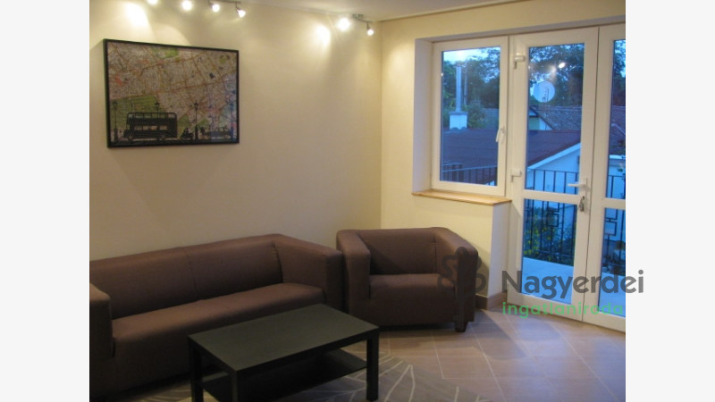 Debrecen, Óváros, Lakás, tégla lakás  