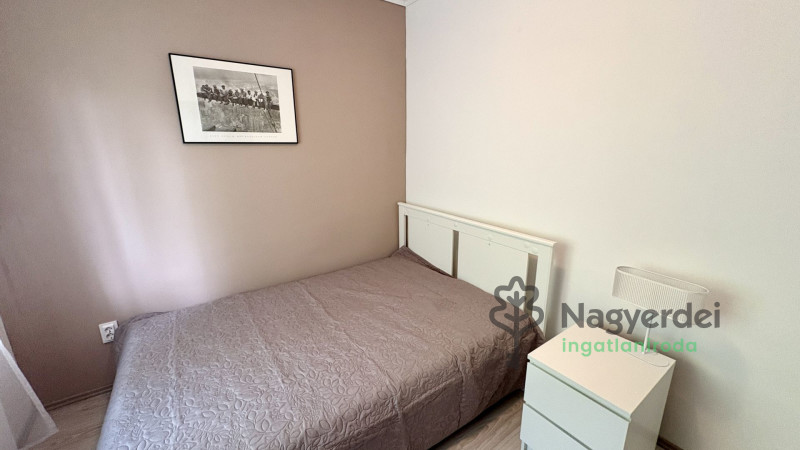 Debrecen, Libakert, Lakás, tégla lakás  