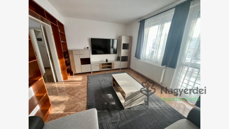 Debrecen, Bem tér, Lakás, tégla lakás  