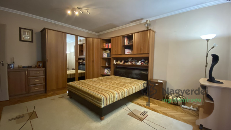 Debrecen, Egyetemváros, Lakás, tégla lakás  