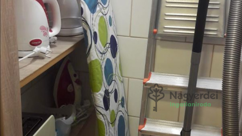 Debrecen, Sestakert, Lakás, tégla lakás  