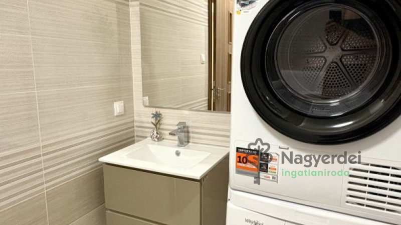 Debrecen, Vénkert, Lakás, tégla lakás  