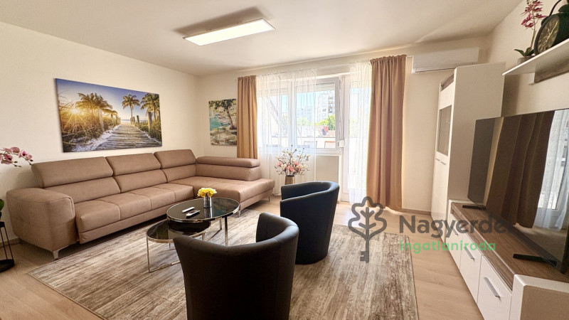 Debrecen, Vénkert, Lakás, tégla lakás  