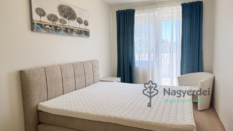 Debrecen, Vénkert, Lakás, tégla lakás  