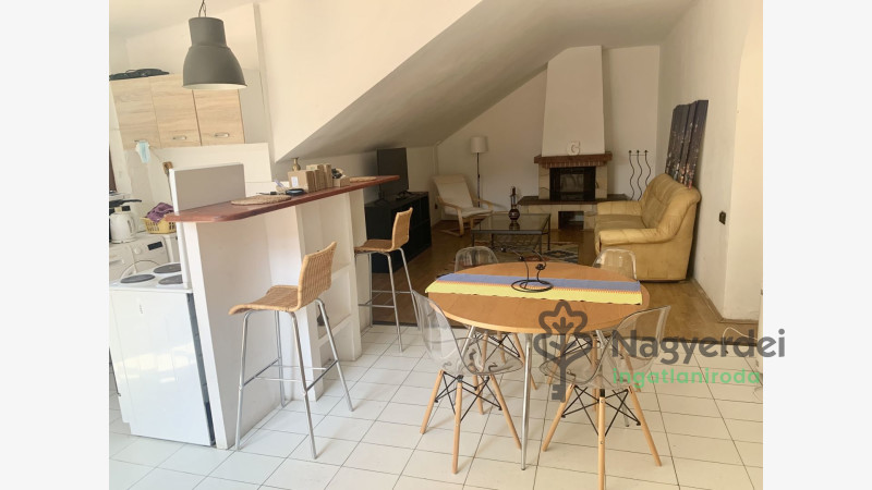 Debrecen, Sestakert, Lakás, tégla lakás  