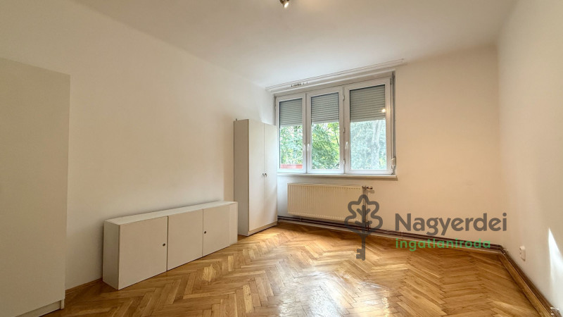 Debrecen, Sestakert, Lakás, tégla lakás  