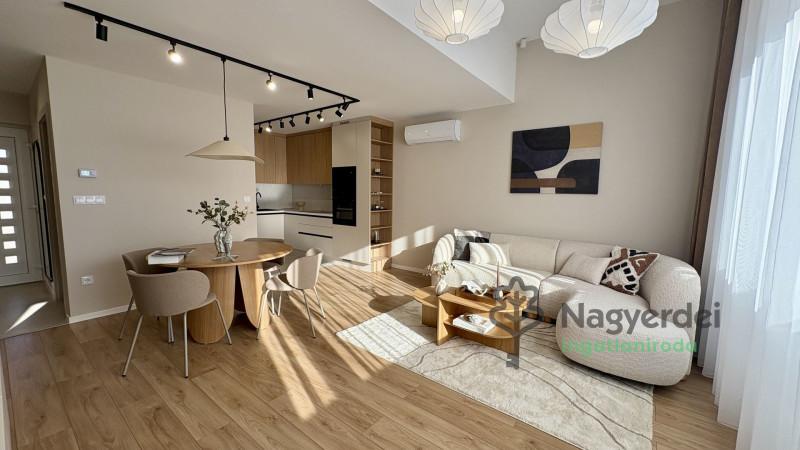 Debrecen, Belváros, Lakás, tégla lakás  