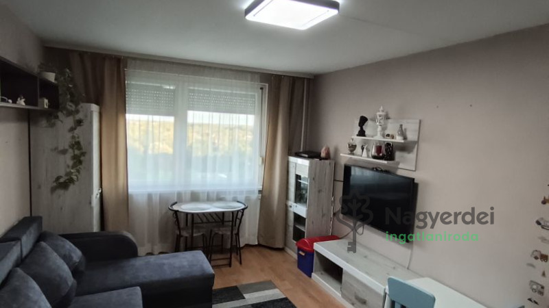 Debrecen, Fényesudvar, Lakás, panel lakás  