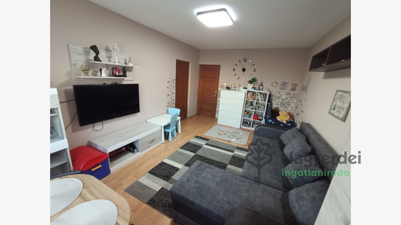Debrecen, Fényesudvar, Lakás, panel lakás  