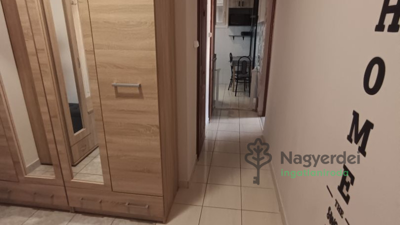 Debrecen, Fényesudvar, Lakás, panel lakás  