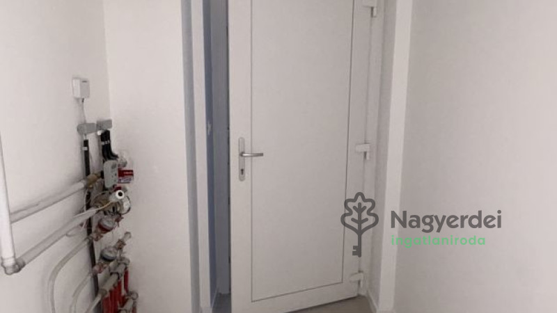 Debrecen, Belváros, Lakás, tégla lakás  