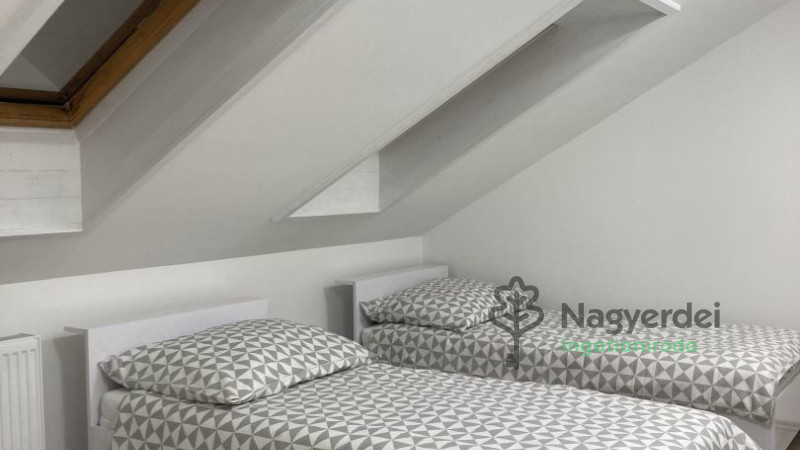 Debrecen, Óváros, Lakás, tégla lakás  