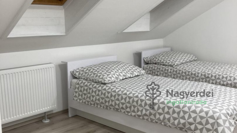 Debrecen, Óváros, Lakás, tégla lakás  