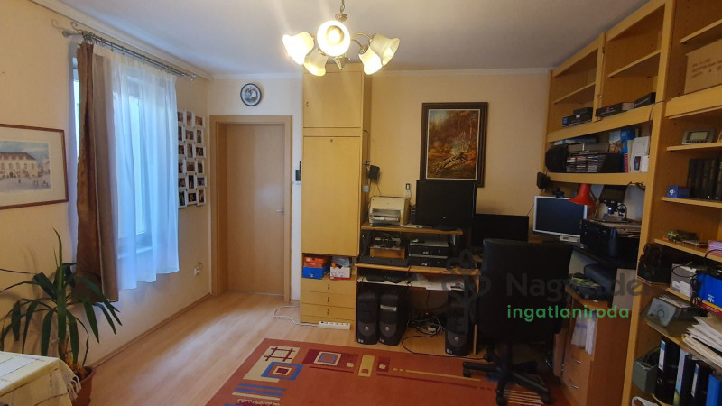 Debrecen, Óváros, Ház, családi ház  