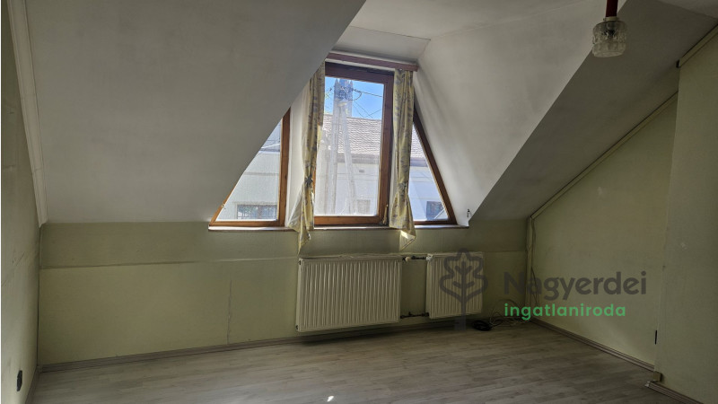 Debrecen, Óváros, Ház, családi ház  