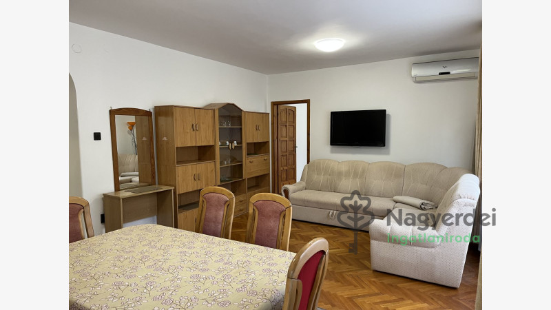 Debrecen, Sestakert, Lakás, tégla lakás  