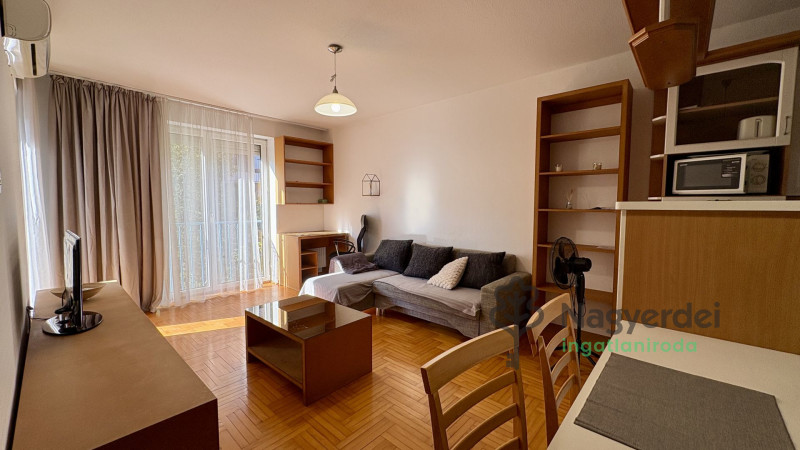 Debrecen, Belváros, Lakás, tégla lakás  