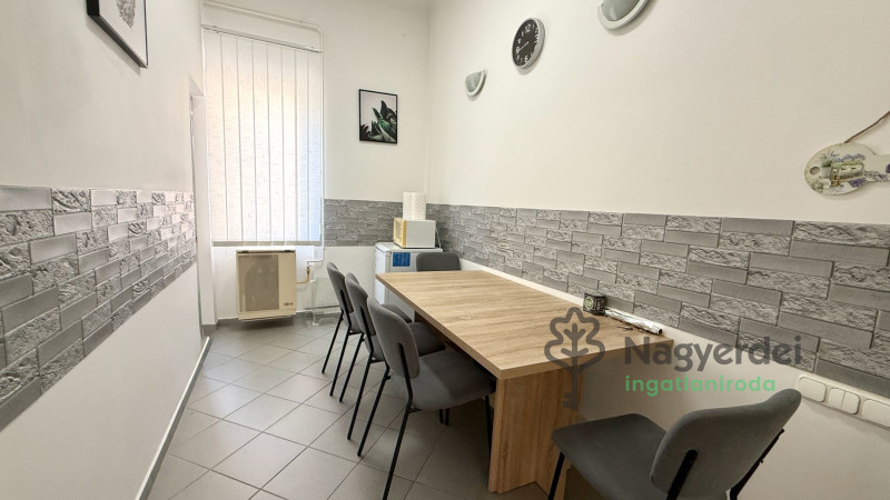 Debrecen, Belváros, Lakás, tégla lakás  