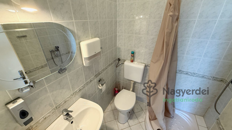 Debrecen, Belváros, Lakás, tégla lakás  