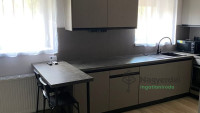 Debrecen, Széchenyikert, Lakás, tégla lakás  
