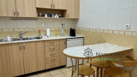 Debrecen, Bem tér, Iroda, irodaházban  