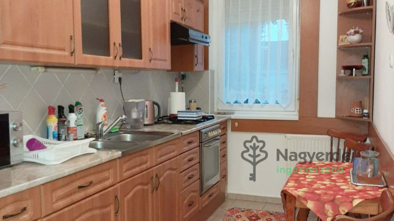 Debrecen, Belváros, Lakás, tégla lakás  