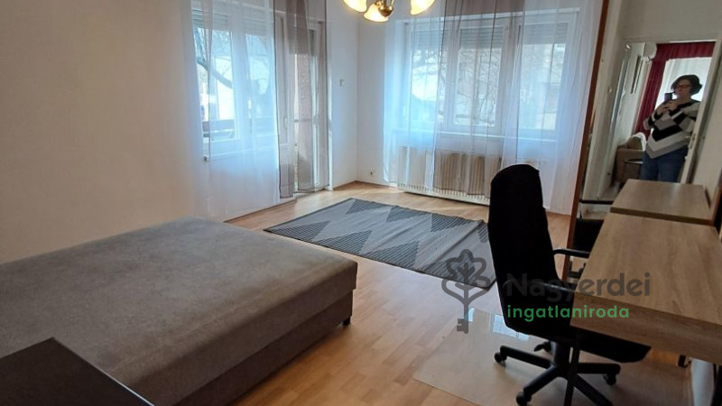 Debrecen, Lakás, tégla lakás  