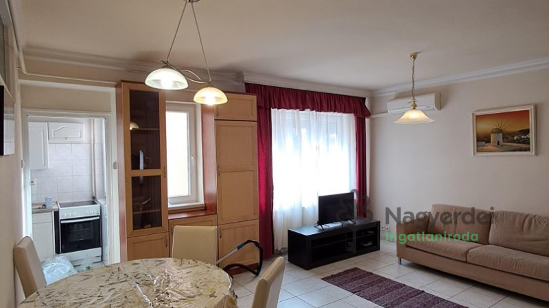 Debrecen, Lakás, tégla lakás  