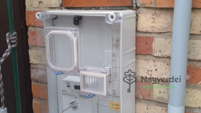 Debrecen, Egyetemváros, Garázs, egyedi garázs  