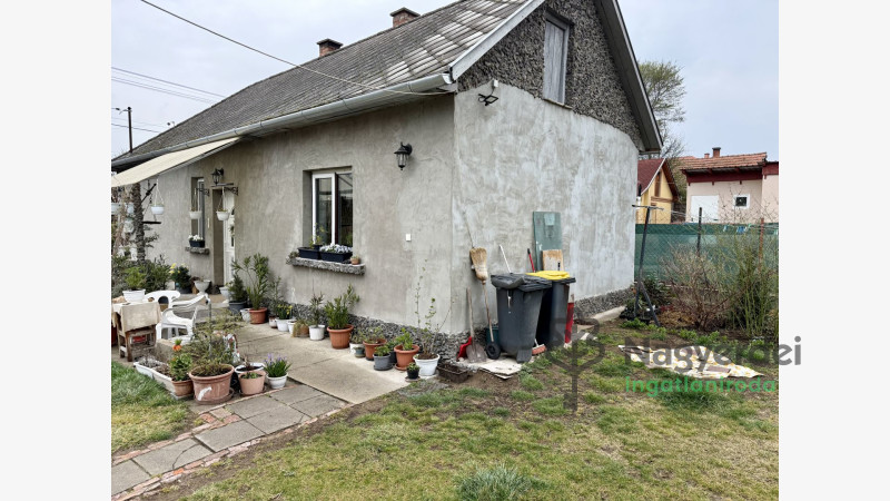 Hajdúsámson, Ház, családi ház  