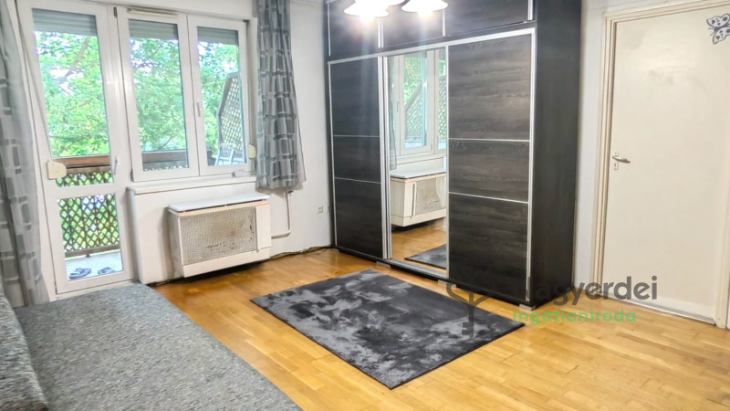 Debrecen, Sestakert, Lakás, tégla lakás  