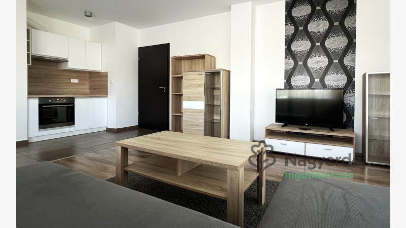 Debrecen, Sestakert, Lakás, tégla lakás  