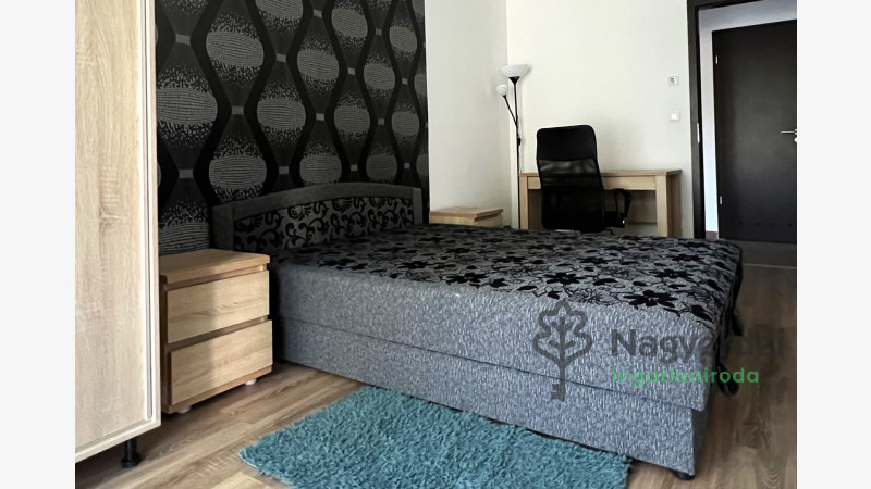 Debrecen, Sestakert, Lakás, tégla lakás  