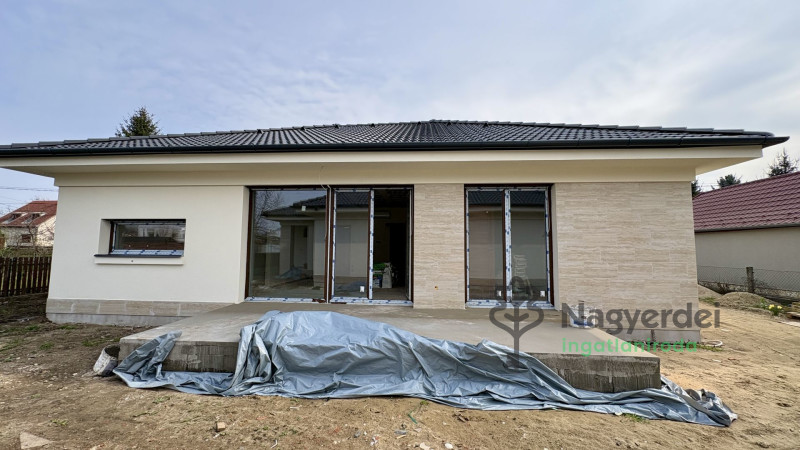 Debrecen, Józsa(Alsó), Ház, ikerház  