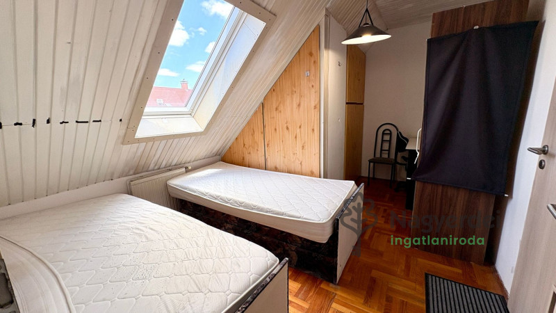 Debrecen, Sestakert, Lakás, tégla lakás  