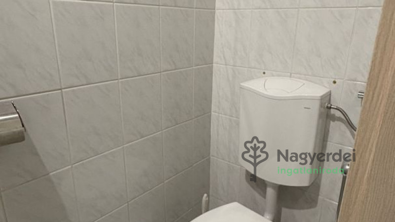 Debrecen, Sestakert, Lakás, tégla lakás  