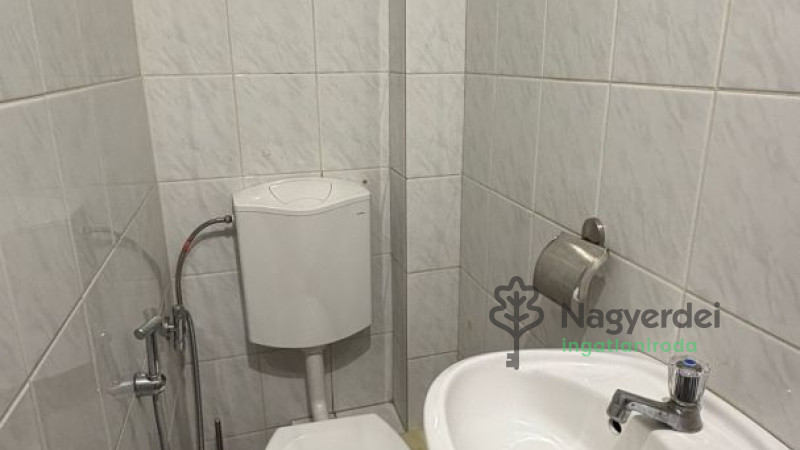 Debrecen, Sestakert, Lakás, tégla lakás  