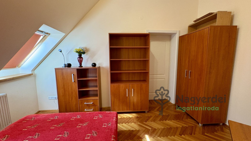 Debrecen, Péterfia, Lakás, tégla lakás  
