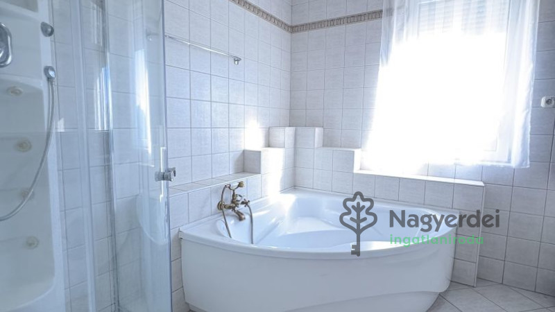 Debrecen, Boldogfalvi kert, Ház, családi ház  